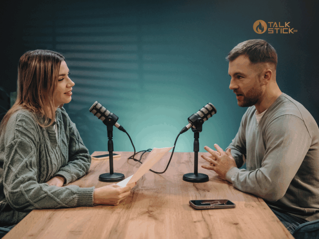 Descubra como se preparar para falar em podcasts com clareza, presença e naturalidade. A Arquitetura da Fala, metodologia de Stella Gullo, mostra como transformar o microfone em palco de impacto.